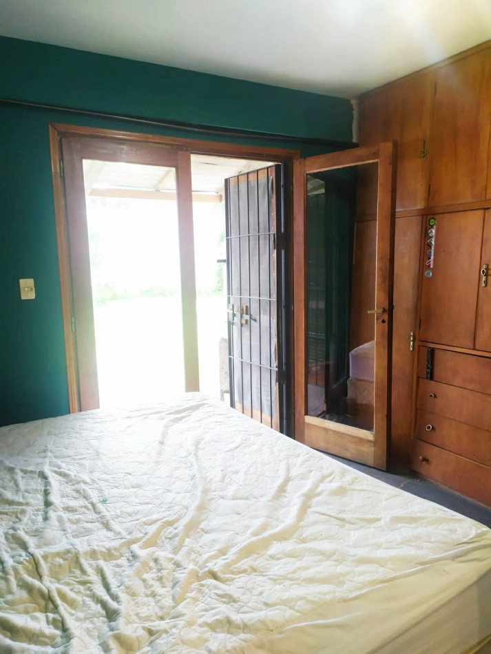 CASA DE 3 AMBIENTES + DEPARTAMENTO DE 2 AMBIENTES