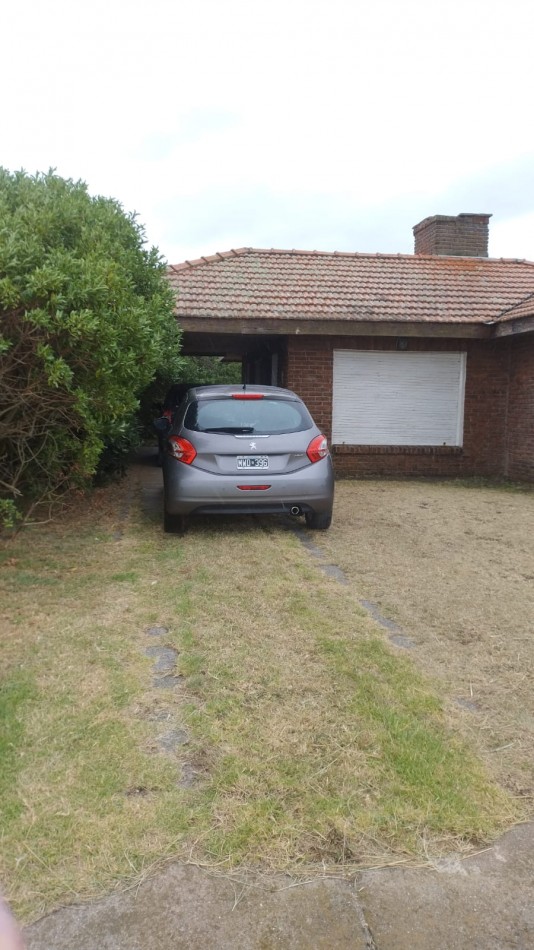 CASA EN VENTA A 100 METROS DEL MAR