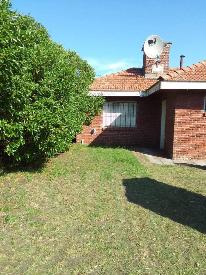CASA EN VENTA A 100 METROS DEL MAR