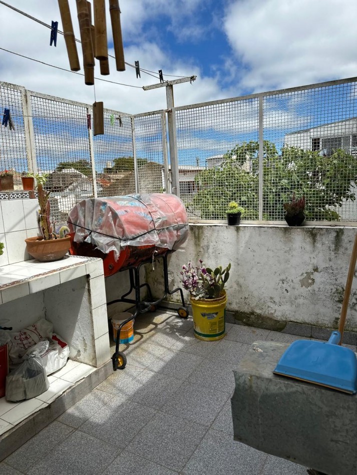 PH 3 AMBIENTES PRIMER PISO CON TERRAZA