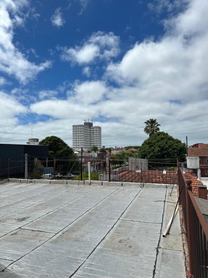 PH 3 AMBIENTES PRIMER PISO CON TERRAZA