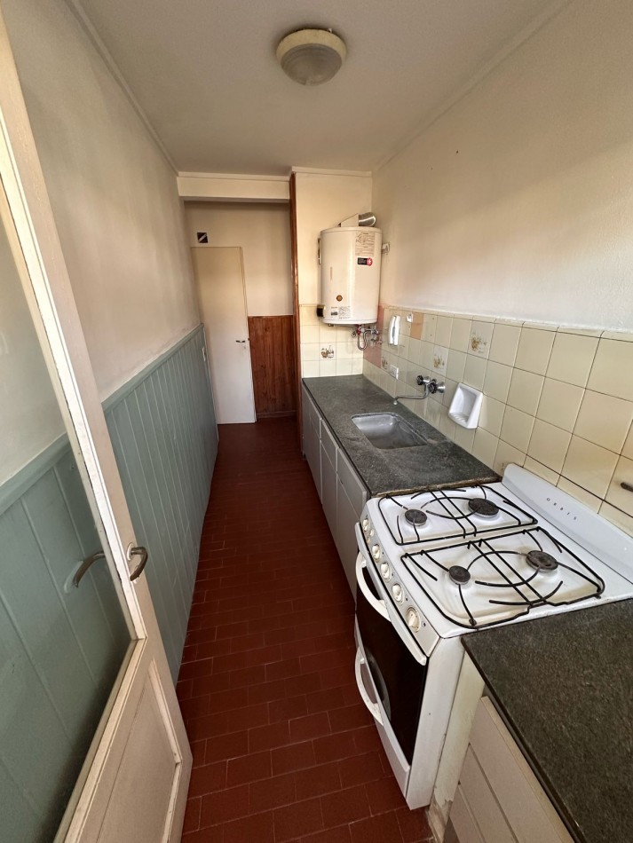 DEPARTAMENTO CUATRO AMBIENTES
