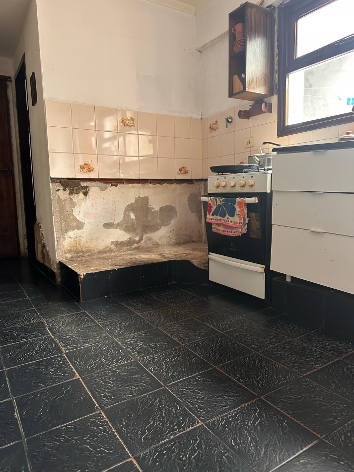 Departamento tipo PH en planta baja con cochera