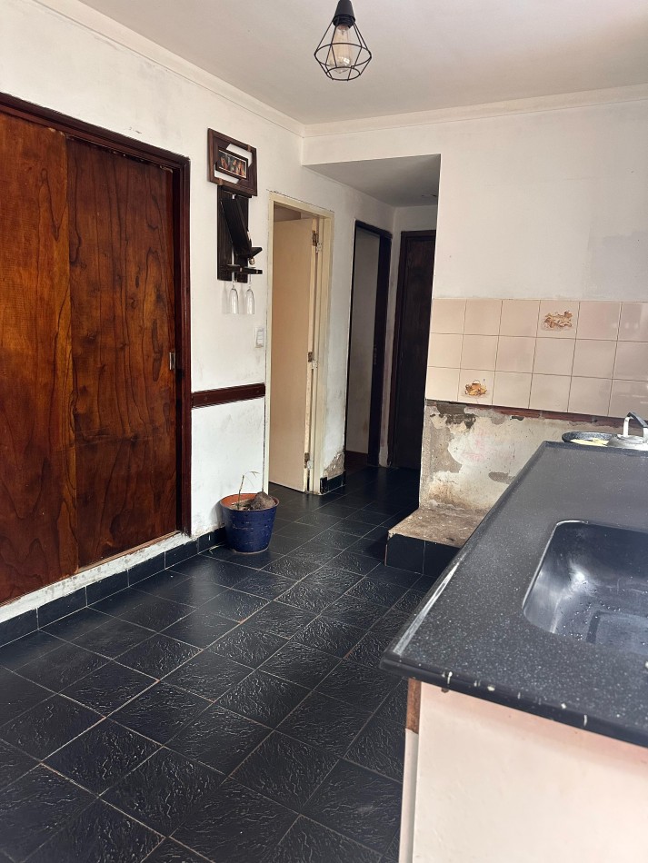 Departamento tipo PH en planta baja con cochera