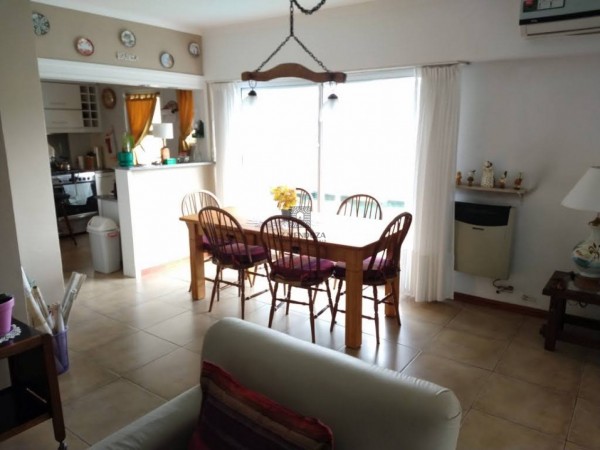 DEPARTAMENTO A LA VENTA TIPO PENTHOUSE 4 AMBIENTES