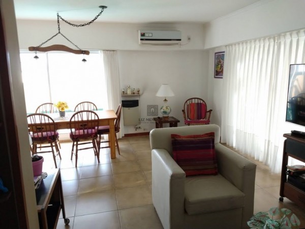 DEPARTAMENTO A LA VENTA TIPO PENTHOUSE 4 AMBIENTES