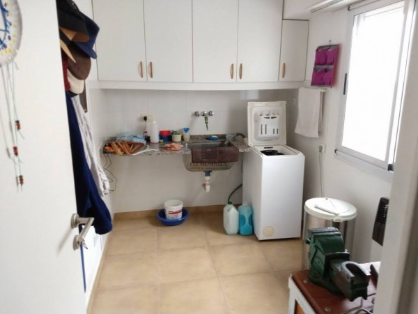 DEPARTAMENTO A LA VENTA TIPO PENTHOUSE 4 AMBIENTES