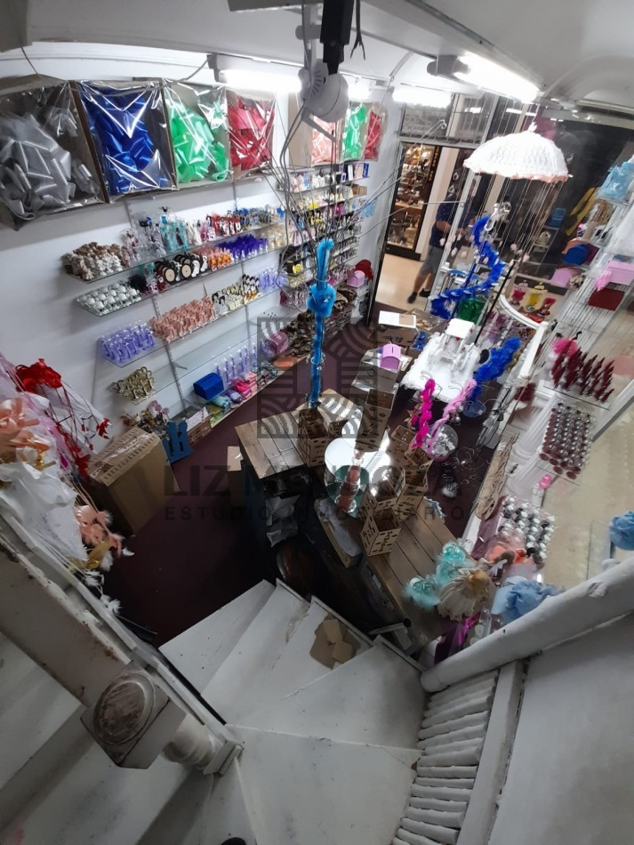 En venta local en Galeria Luro
