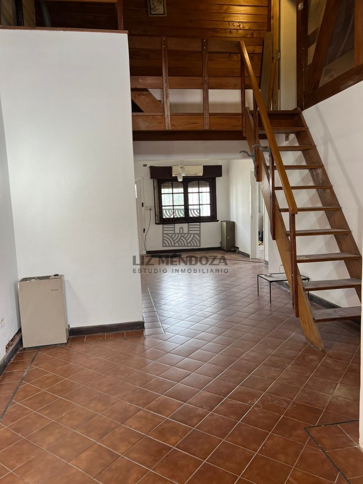HERMOSO CHALET CUATRO AMBIENTES A LA VENTA ESCUCHA OFERTA