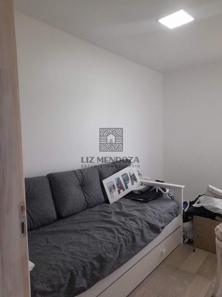 HERMOSA CASA A LA VENTA BARRIO LOS LOBOS