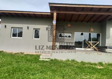 HERMOSA CASA A LA VENTA BARRIO LOS LOBOS